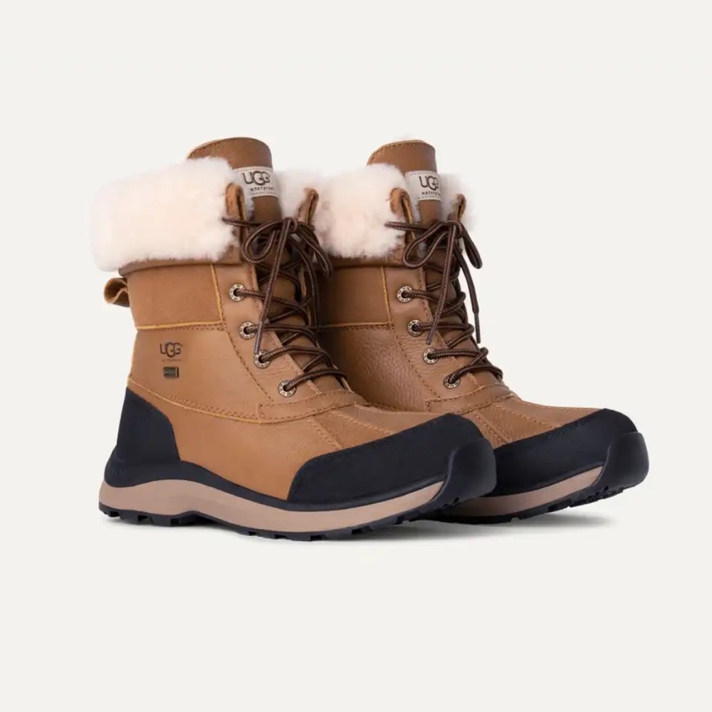 NIB UGG Adirondack III Boot